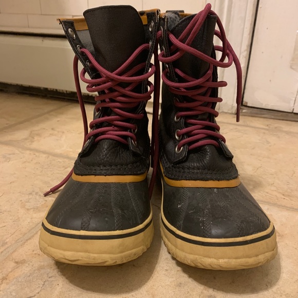 Women’s Sorel Winter Boots size 7.5 - Picture 2 of 5